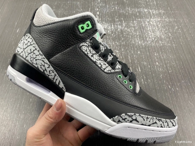 Green Jordan 3 Air Glow CT8532-031 0813